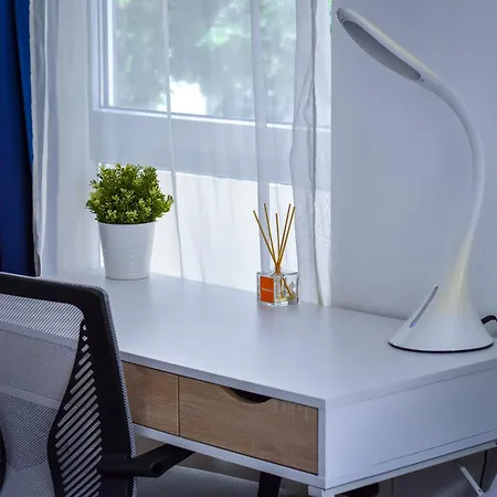 Homestay Comfortable In Near La Defense Arena And Paris With Very Good Wifi